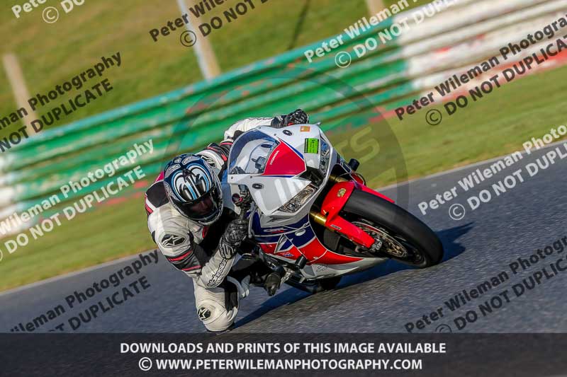 PJM Wedding Photography;enduro digital images;event digital images;eventdigitalimages;mallory park;mallory park photographs;mallory park trackday;mallory park trackday photographs;no limits trackdays;peter wileman photography;racing digital images;trackday digital images;trackday photos